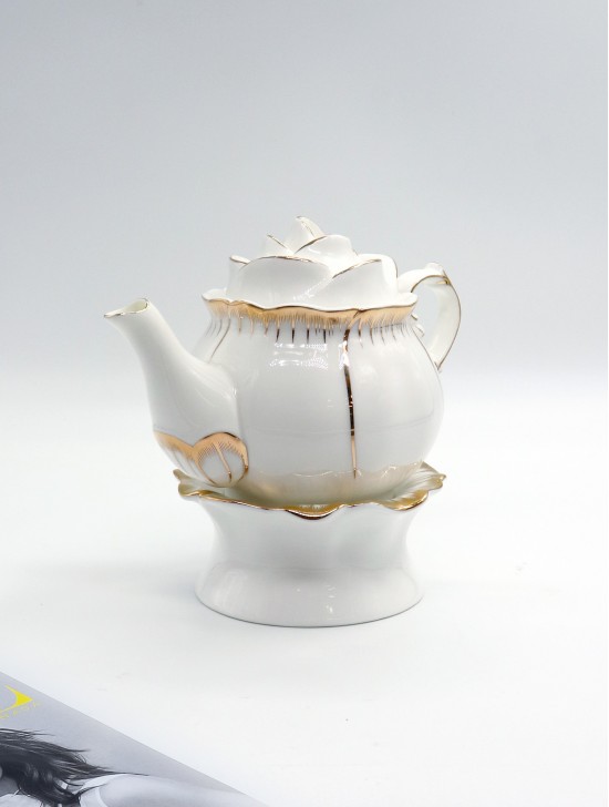 Fine Porcelain Design Tea Pot With Base and Gift Box